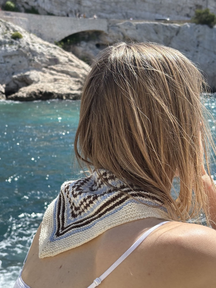 Isla Shawl | charming shawl made from Le Petit Lambswool by Biches & Bûches