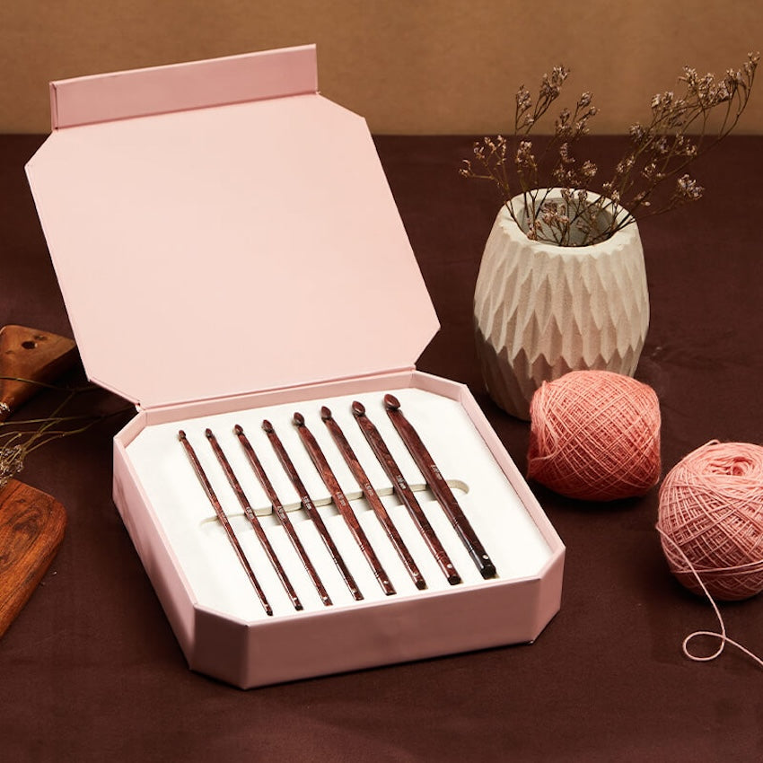 Symfonie Rose Wood Deluxe Crochet Hook Set