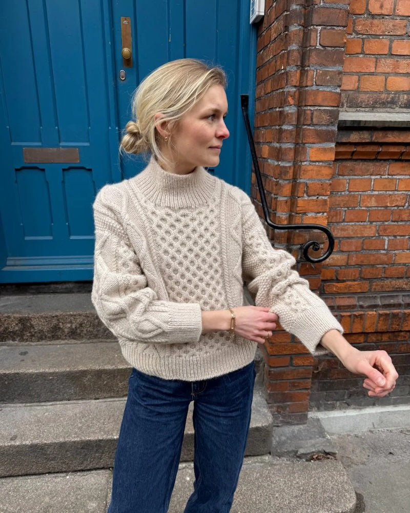 Dagmar Sweater | klassisches Zopfmuster aus Peer Gynt und Alpakka Folgetrad