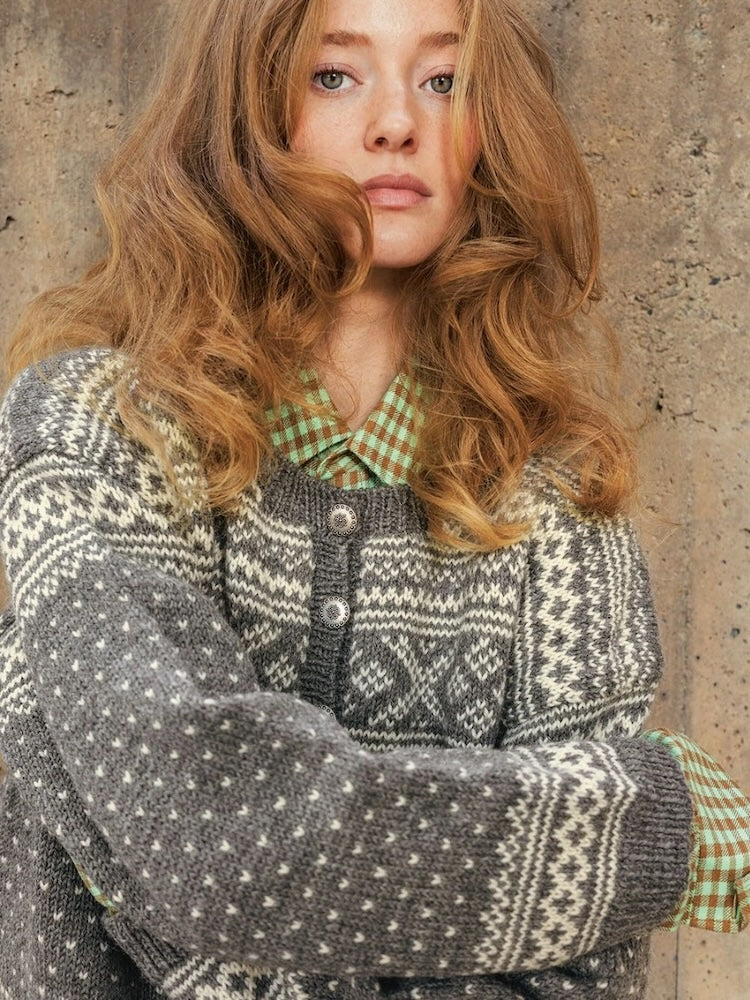 Setesdal Cardigan | klassisches Muster aus Peer Gynt von Sandnes Garn