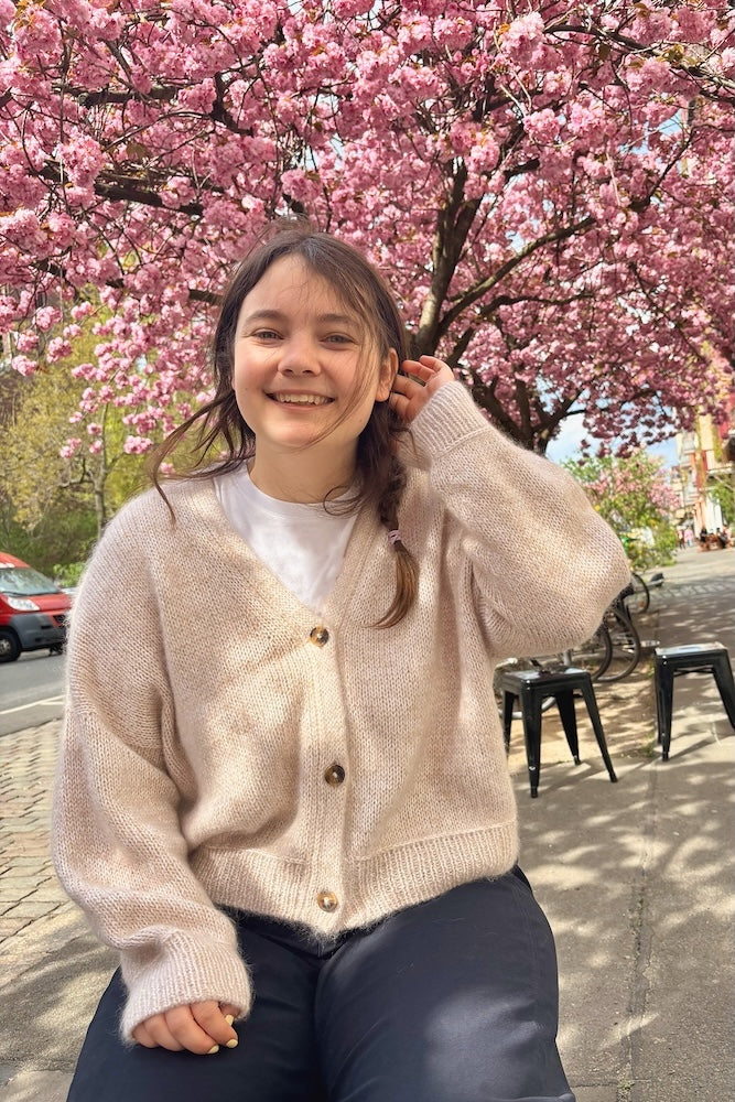 Maja Cardigan V-Hals (PDF) - Opskrift