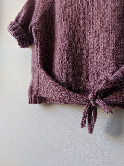 Closca Shirt | with bow detail made of Fleece Bluefaced Leicester DK from West Yorkshire Spinners