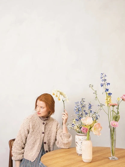 Popcornjacka | Prickig struktur i borstad alpacka och Tynn Silk Mohair från Sandnes Garn