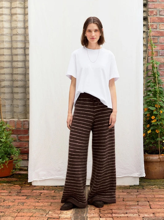 Pantalon Riley | Pantalon d’intérieur à fines rayures en fils Sunday et Tynn Silk Mohair de Sandnes Garn