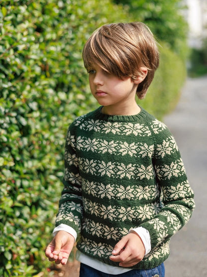 Alvar Kids | iconic star pattern made from soft Sandnes Garn alpaca wool