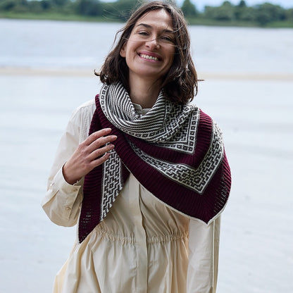 True Love | kontrastreiches Tuch aus Cheeky Merino Joy von Rosy Green Wool