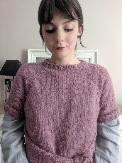 Closca Shirt | with bow detail made of Fleece Bluefaced Leicester DK from West Yorkshire Spinners
