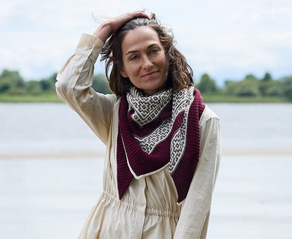 True Love | kontrastreiches Tuch aus Cheeky Merino Joy von Rosy Green Wool
