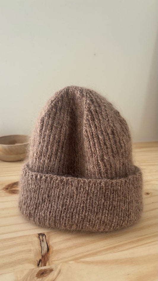 London Beanie | Basic hat made from Le Petit Lambswool and Le Petit Silk & Mohair by Biches & Bûches