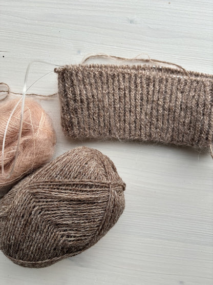 London Beanie | Enkel hue i Le Petit Lambswool og Le Petit Silk & Mohair fra Biches & Bûches