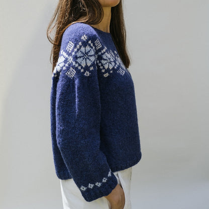 Sweater No. 74 | klassisk delikat mønster i Le Petit Lambswool fra Biches & Buches