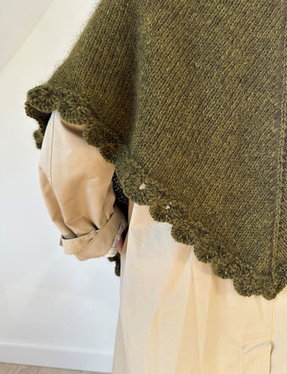 Ellie Shawl | large triangular shawl made from Alpakka Folgetrad and Tynn Silk Mohair by Sandnes Garn