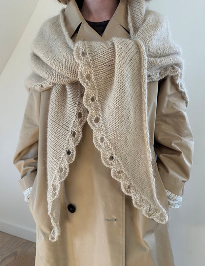 Ellie Shawl | large triangular shawl made from Alpakka Folgetrad and Tynn Silk Mohair by Sandnes Garn