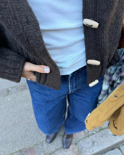 Hannah Jacket | Basic Jacke aus Atlas von Sandnes Garn