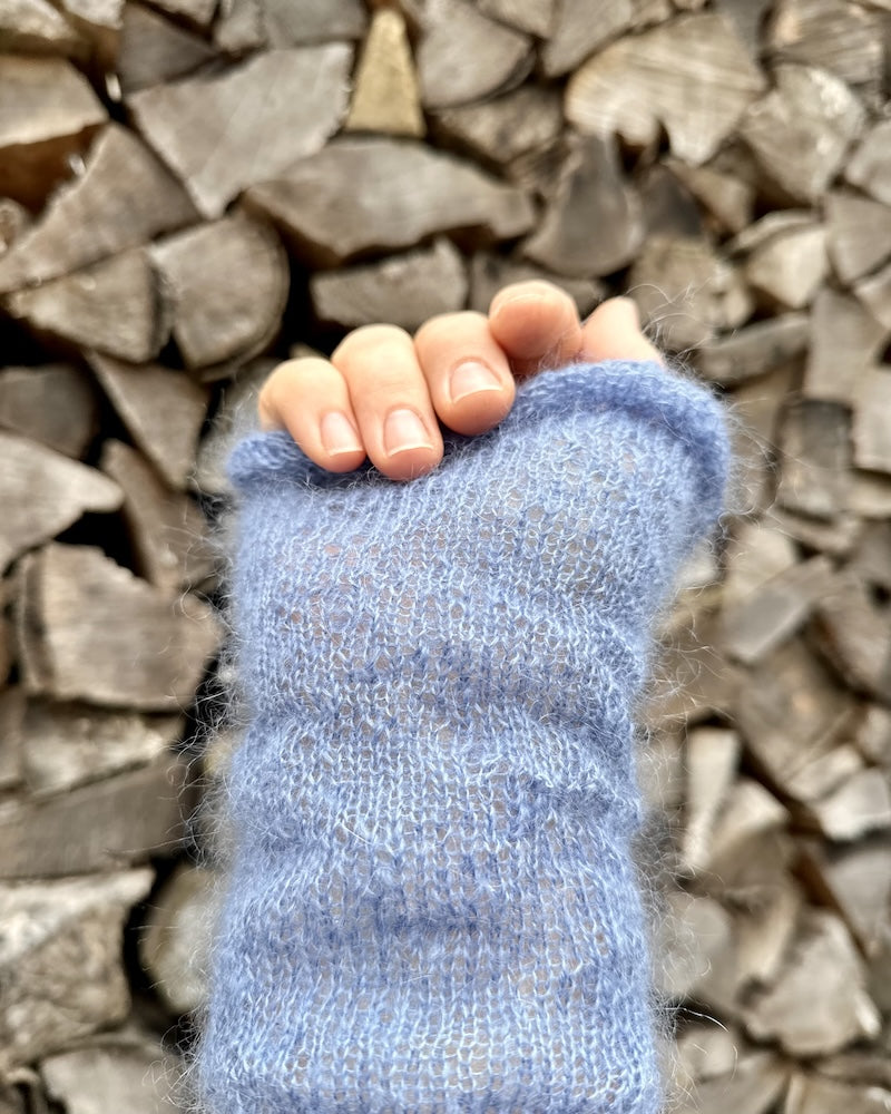 Morgennebel Handstulpen von Rabea mit Mohair Bliss von Pascuali 6