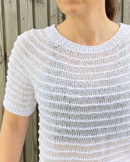 Stribelade Tee | charming stripes from Tynn Line and Line by Sandnes Garn