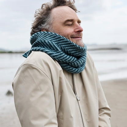Linewalk-sjaal | visgraatpatroon van Lovely Merino Treat van Rosy Green Wool