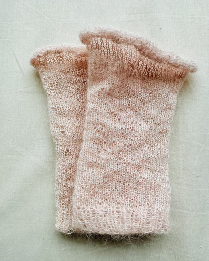 Morgennebel Handstulpen von Rabea mit Mohair Bliss von Pascuali 3