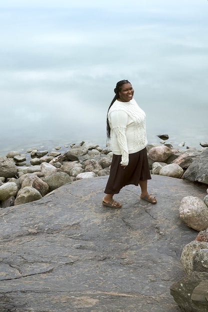 Juurilla cable-knit sweater | classically beautiful, made with 7 Brothers by Novita