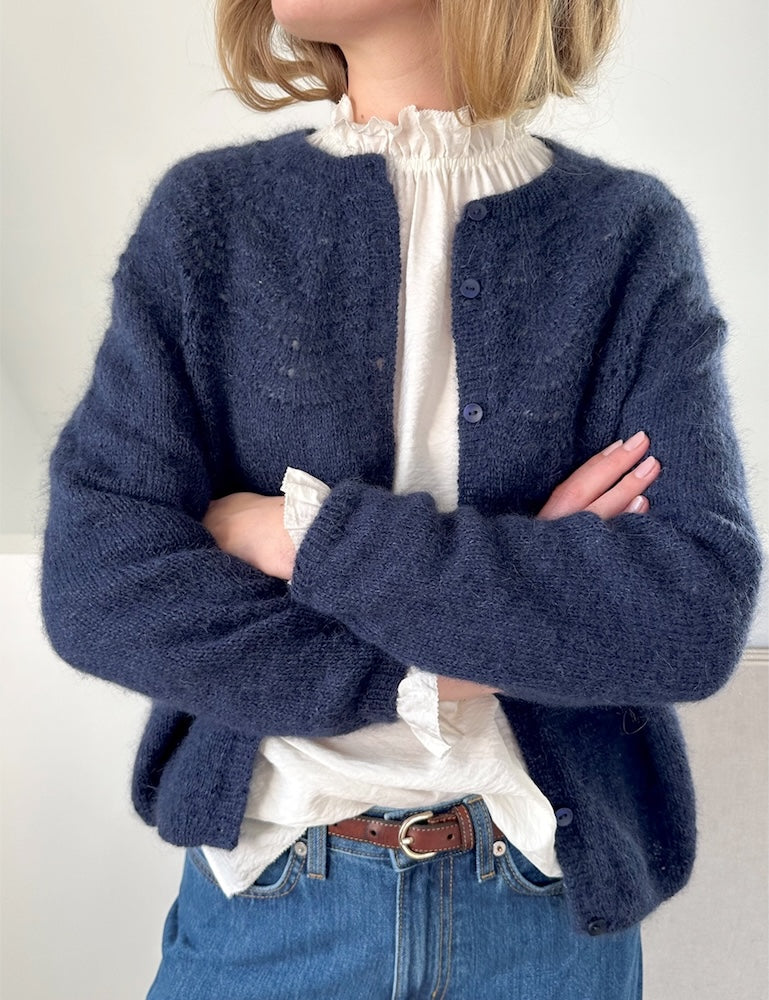 Peacock Cardigan | Romantic pattern from Alpakka Folgetrad and Tynn Silk Mohair