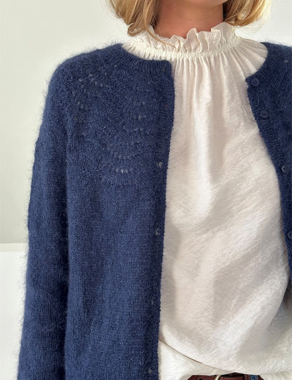 Peacock Cardigan | Romantic pattern from Alpakka Folgetrad and Tynn Silk Mohair