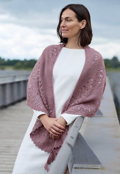 Tuch Play of Light | hulmønster i Cheeky Merino Joy fra Rosy Green Wool