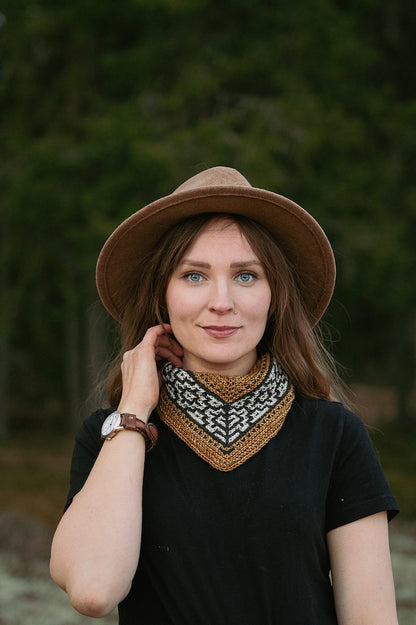 Tiny Trail Scarf - Pascuali | delicate scarf made from Sayama by Pascuali