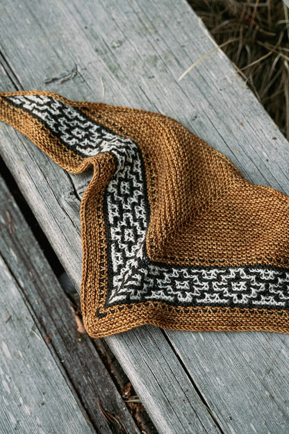 Tiny Trail Scarf - Pascuali | delicate scarf made from Sayama by Pascuali