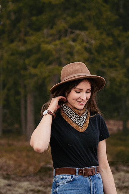Tiny Trail Scarf - Pascuali | delicate scarf made from Sayama by Pascuali