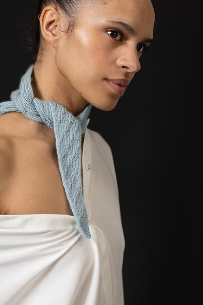 Écharpe Dern | petit foulard doux en Tynd de Woolfolk