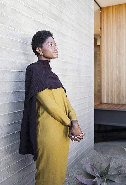 Gard Shawl | soft square pattern in Tynd by Woolfolk