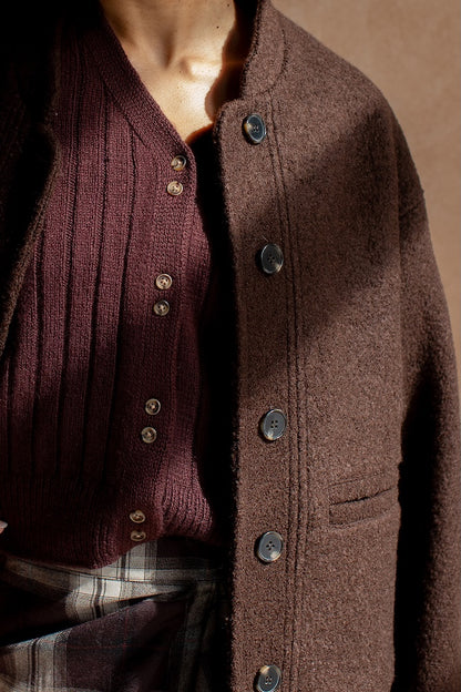 Mona Tee | flatterende i Tynd fra Woolfolk