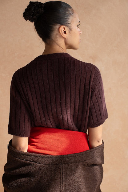 Mona Tee | flatterende i Tynd fra Woolfolk