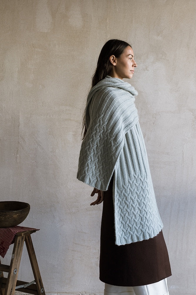Valnod | soft blanket made from Far by Woolfolk