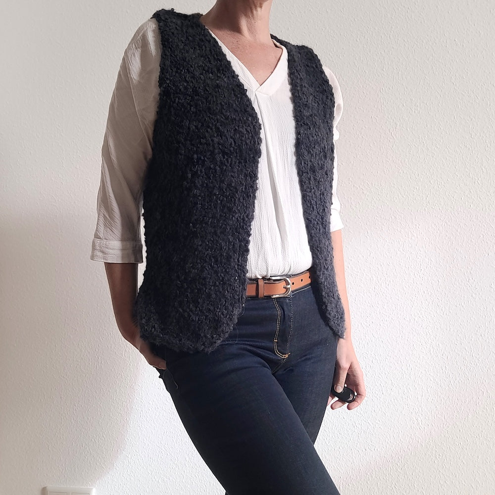 Ani Knits Weste Bommel mit Teddy Dear von Gepard Garn 4
