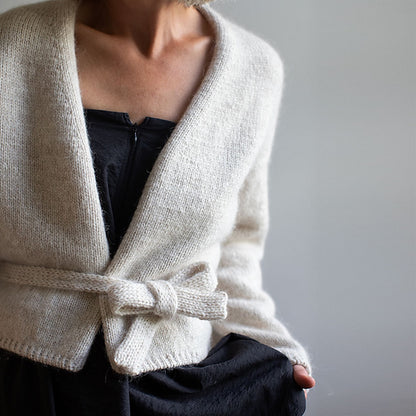 Fold Wrap | naisellinen atlas- ja Tynn Silk Mohair -kietaisutakki Sandnes Garnilta