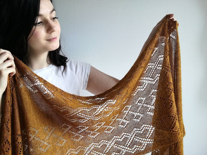 Lucarne Scarf | fint hulmønster - super blød i Alpaca Lace fra Pascuali