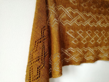 Lucarne Scarf | fint hulmønster - super blød i Alpaca Lace fra Pascuali