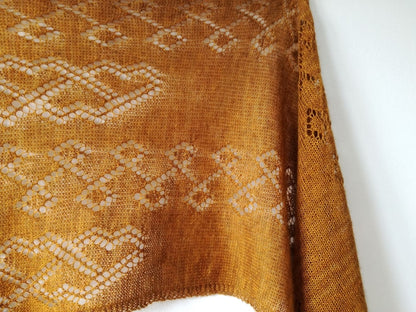Lucarne Scarf | fint hulmønster - super blød i Alpaca Lace fra Pascuali