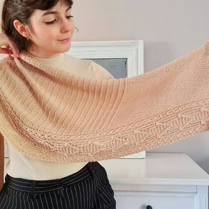 Lettie Tuch | motif graphique en Alpaca Ull de Sandnes Garn