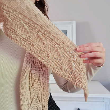 Lettie Tuch | motif graphique en Alpaca Ull de Sandnes Garn