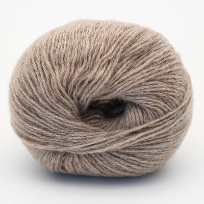 Alva Cashmere Revive | pehme ja jätkusuutlikult valmistatud taaskasutatud kašmiirist