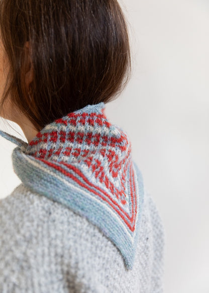 Isla Shawl | charming shawl made from Le Petit Lambswool by Biches & Bûches