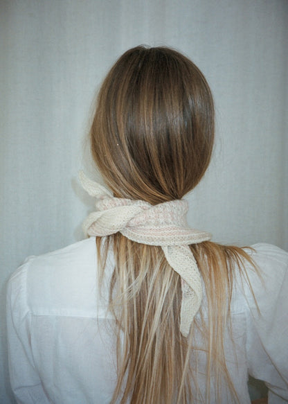 Isla Shawl | charming shawl made from Le Petit Lambswool by Biches & Bûches