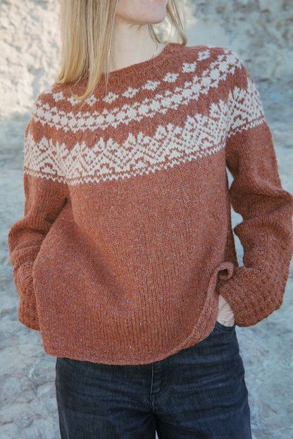 Maglione n. 89 | motivo classico e raffinato in lana di agnello Le Lambswool di Biches & Bûches