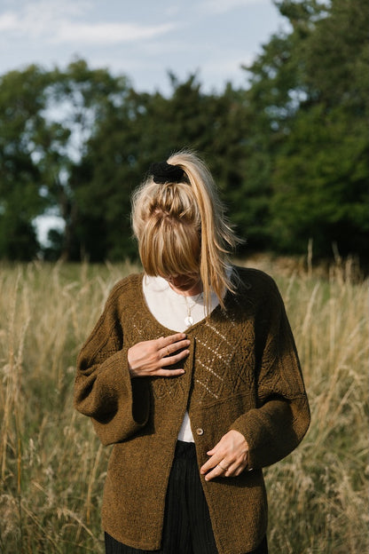 Cardigan No. 2 | delicate oversized cardigan made from Le Petit Lambswool by Biches & Bûches