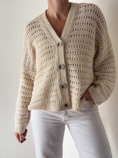 Yutori Cardigan | luxuriös und weich aus Camel DK von Pascuali