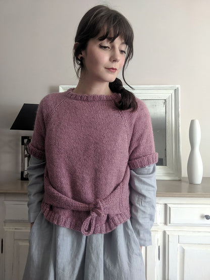 Closca Shirt | with bow detail made of Fleece Bluefaced Leicester DK from West Yorkshire Spinners