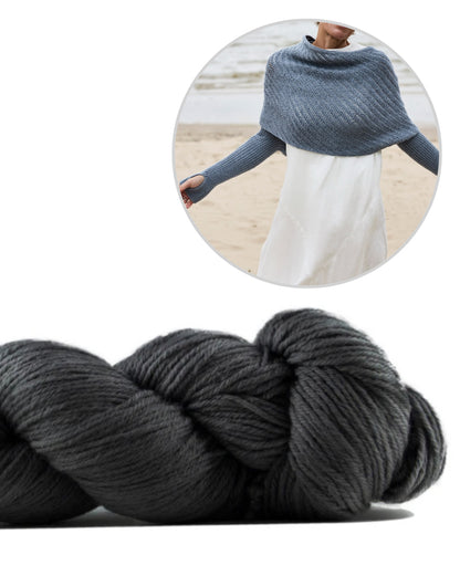 Crossway Wrap | Ärmsjal i Cheeky Merino Joy från Rosy Green Wool