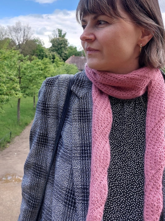Ragna Shawl | Simple pattern made from Classic Cashmere by Cardiff